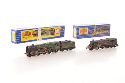 Lot 247 - Hornby-Dublo 00 Gauge 2-Rail unboxed BR green 'Barnstable' and BR black 2-6-4T Steam Locomotives both in 3-Rail blue striped picture boxes (2)