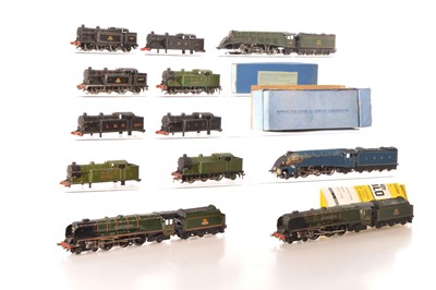 Lot 269 - Hornby-Dublo 00 Gauge 3-Rail Locomotives (18 including Tenders)