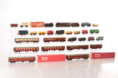 Lot 271 - Hornby Dublo 00 Gauge 2-Rail Locomotives and Rolling stock including late Starter set Locos and Rolling Stock and late issue Stove Van Restaurant Car and bogie tanker and Hornby AcHO Loco and Truck