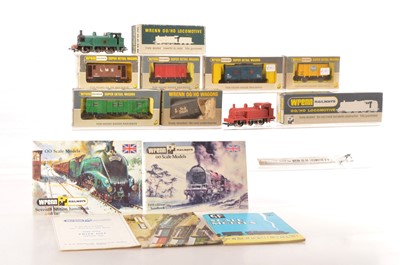 Lot 277 - Wrenn 00 Gauge boxed 0-6-0 Tank Engines various Goods Wagons and Catalogues and Price List (13)