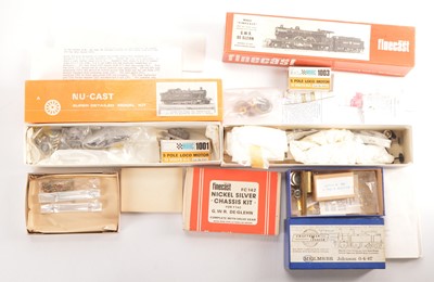 Lot 301 - Nu-Cast and Wills unmade 00 Gauge GWR Locomotive and chassis Kits and Craftsman Models unmade MR Tank Locomotive kit (4)