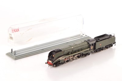 Lot 379 - Jouef HO Gauge 824955 SNCF green 4-6-2 232.U.1 Steam Locomotive and Tender