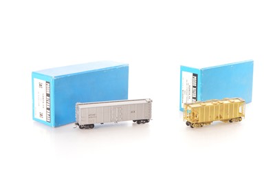 Lot 397 - Maninsan and Hyodong Models Korea for Pecos River Brass HO Gauge Santa Fe Covered Hopper and ICE Car (2)