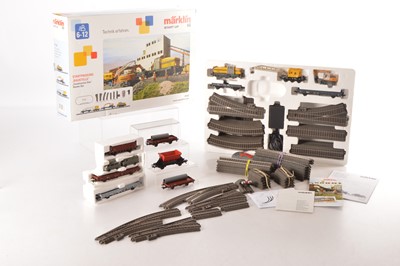 Lot 412 - Marklin HO Gauge Construction Site Starter Set with Additional Wagons and Track (Qty)