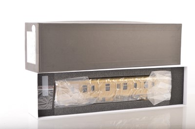Lot 433 - Tower Models / SanCheng (China) 0 Gauge modern issue BR Mk1 BG Passenger coach