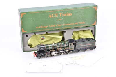Lot 438 - ACE Trains 0 Gauge E7 GWR green Castle Class 5002 'Ludlow Castle'