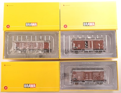 Lot 463 - BRAWA 0 Gauge Modern issue continental outline Freight cars (3)