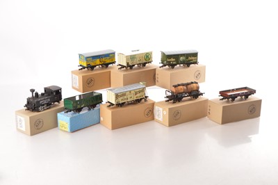 Lot 465 - ETS 0 Gauge Modern issue Continental outline Locomotive and Freight cars (8)