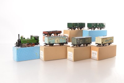 Lot 468 - ETS 0 Gauge modern issue Continental Locomotive outline Freight cars (8)