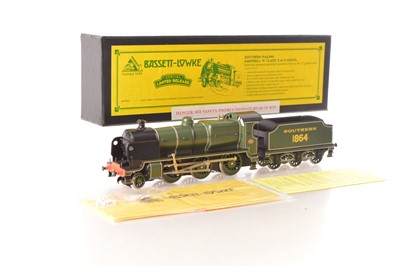Lot 482 - Corgi Bassett Lowke 0 Gauge Modern issue Ref: BL99003 2-6-0 Loco & Tender SR Mogul