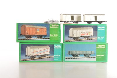 Lot 491 - Rai-Mo 0 Gauge Continental outline Freight car Kits (4)