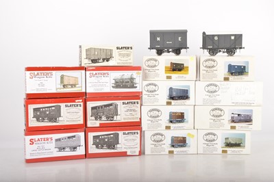 Lot 527 - Parkside Dundas/ Slaters 0 Gauge Finescale Kit and Kitbuilt group of Goods wagons (15)