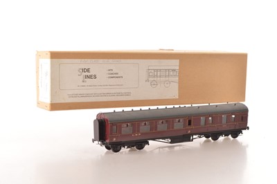 Lot 603 - Sidelines 0 Gauge Kitbuilt 57' Third Class Brake Composite Coach Period 2 Crimson Lake 5526