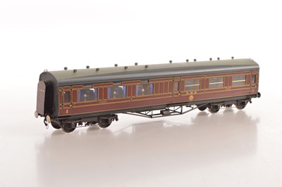 Lot 605 - Sidelines 0 Gauge Kitbuilt First Class Corridor Coach Period 2 Crimson Lake 15604