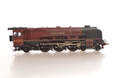 Lot 606 - David Andrews 2-Rail Finescale 0 Gauge Kitbuilt by G Varley Stanier 7P LMS Coronation 6233 "Duchess Of Sutherland" LMS Crimson Lake 4-6-2 Locomotive and 4000 gal Tender