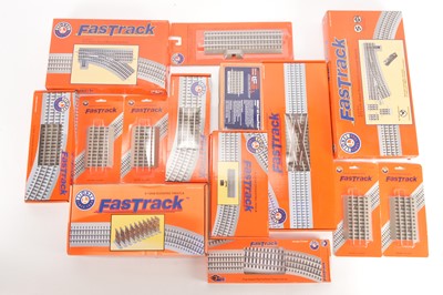 Lot 611 - Lionel 0 Gauge 3-rail Fast track (15)