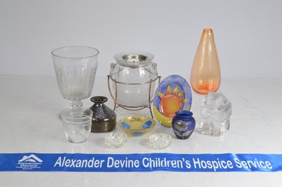 Lot 27 - A selection of glassware