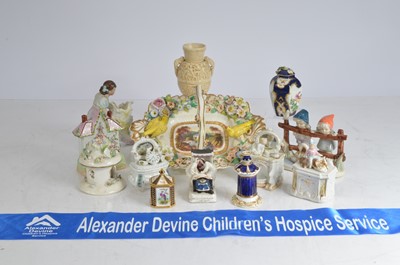 Lot 28 - A collection of mostly English ceramics