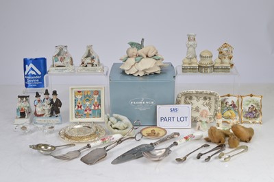 Lot 69 - An eclectic collection of items