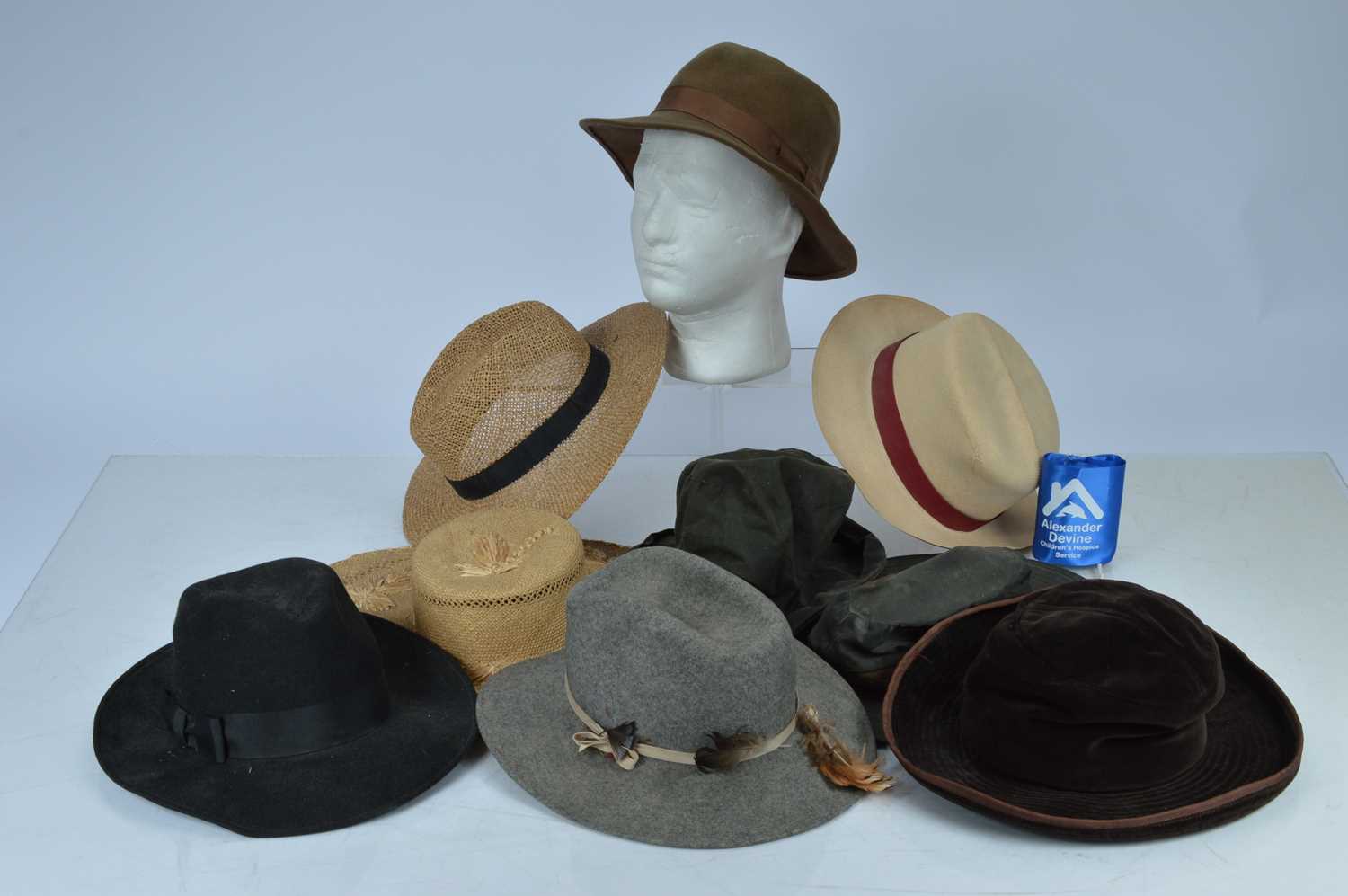 Lot 97 - A collection of nine hats