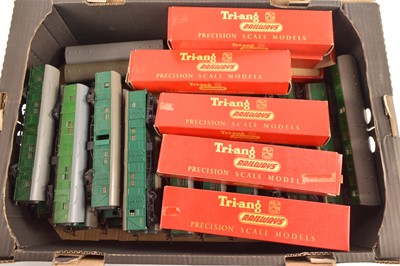 Lot 8 - Tri-ang and early Hornby Multiple Units coaches and vans all in BR green liveries (30)
