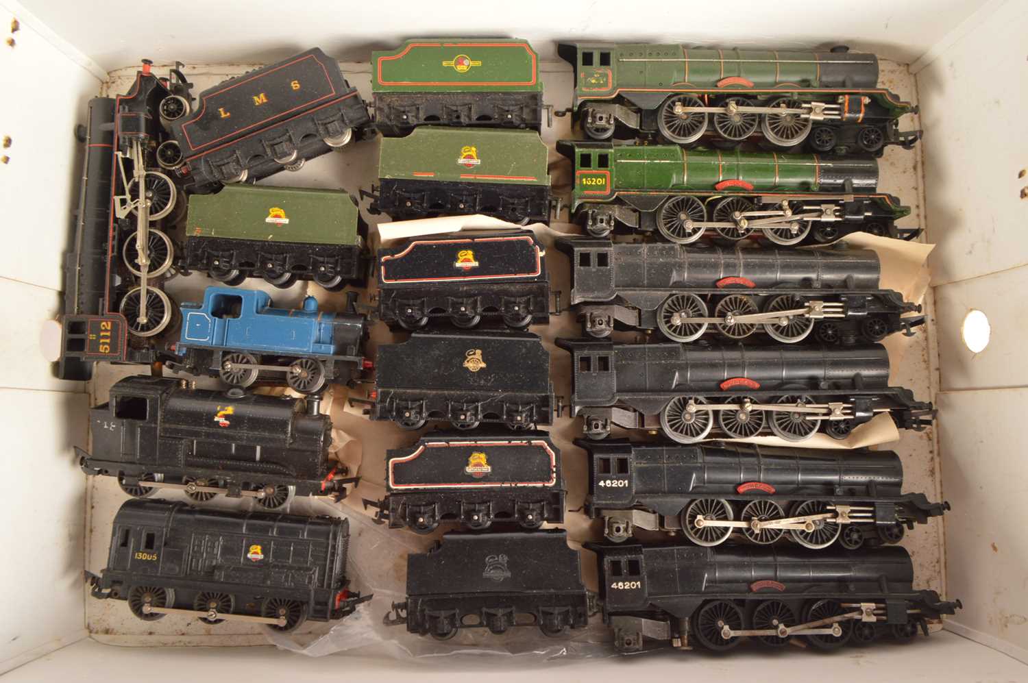 Lot 25 - Collection of unboxed Rovex and Tri-ang 00 Gauge 'Princess Elizabeth' Locomotives and Tenders other small Locomotives and Hornby Black 5 (18, including Tenders)