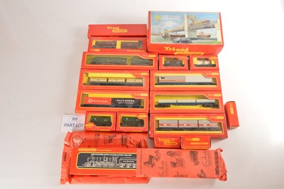 Lot 26 - Tri-ang Tri-ang -Hornby and early Hornby boxed and unboxed Locomotives Freightliner wagons other Rolling Stock Suspension Bridge Turntable and Super 4 Track and points and quantity of empty boxes (qty