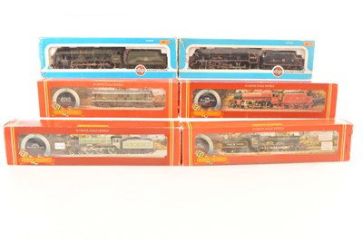 Lot 28 - Four Hornby Steam and Diesel Locomotives and two Airfix 00 Gauge Steam Locomotives and Tenders (6)