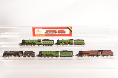 Lot 46 - Hornby Mainline 00 gauge Steam Locomotives and tenders (6)
