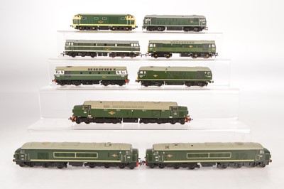Lot 82 - Bachmann Airfix Heljan 00 gauge modern Diesel locomotives all in BR green liveries (9)
