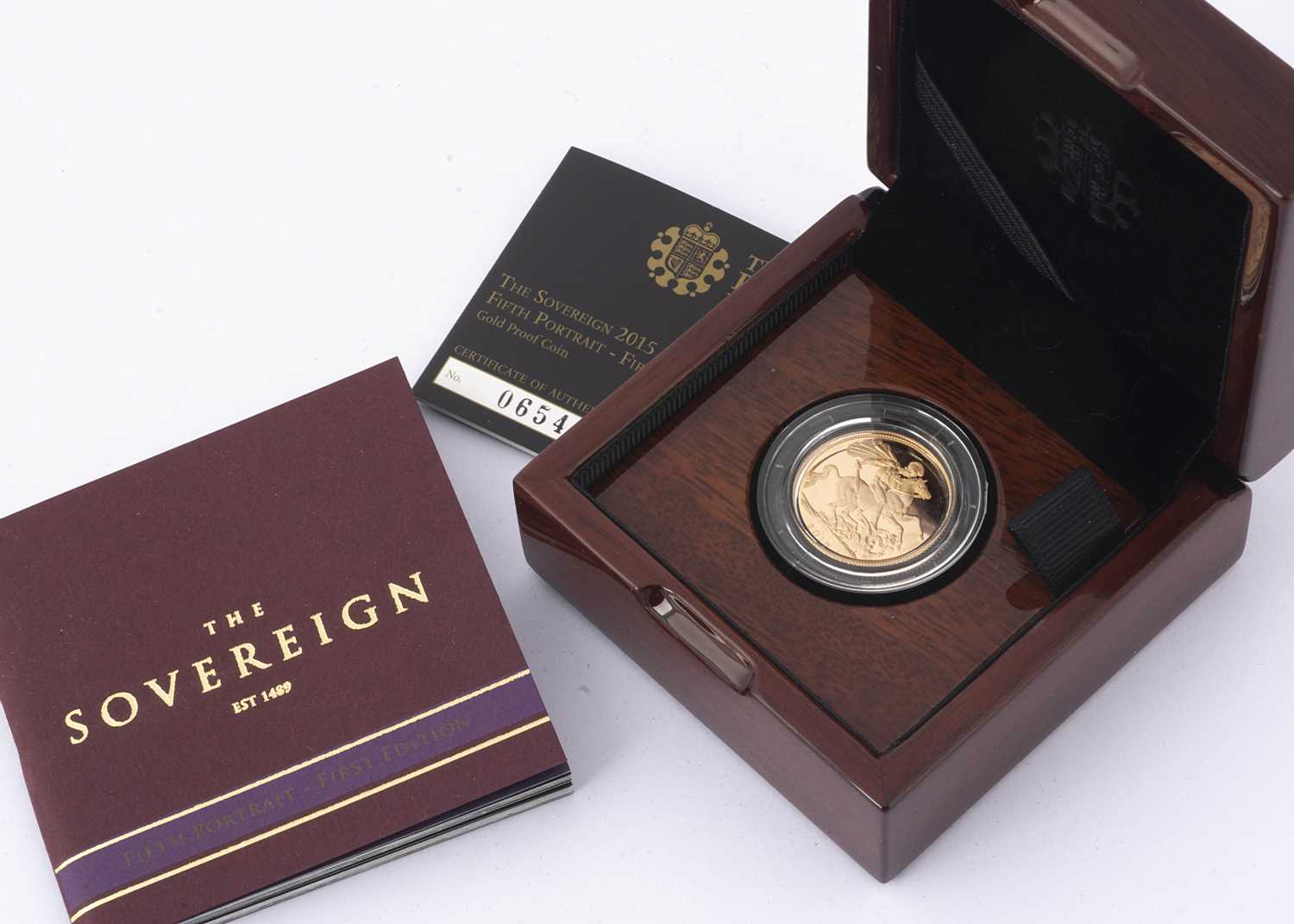 Lot 33 - A Royal Mint Elizabeth II gold proof full sovereign