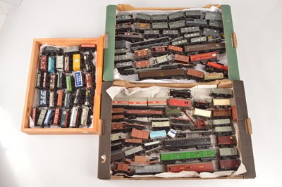 Lot 96 - Hornby Airfix Lima Mainline and other freight and departmental wagons 00 gauge (110)