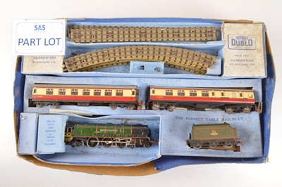 Lot 110 - Hornby-Dublo 00 gauge 3 and 2 rail set with buildings and accessories (qty in 1 box)