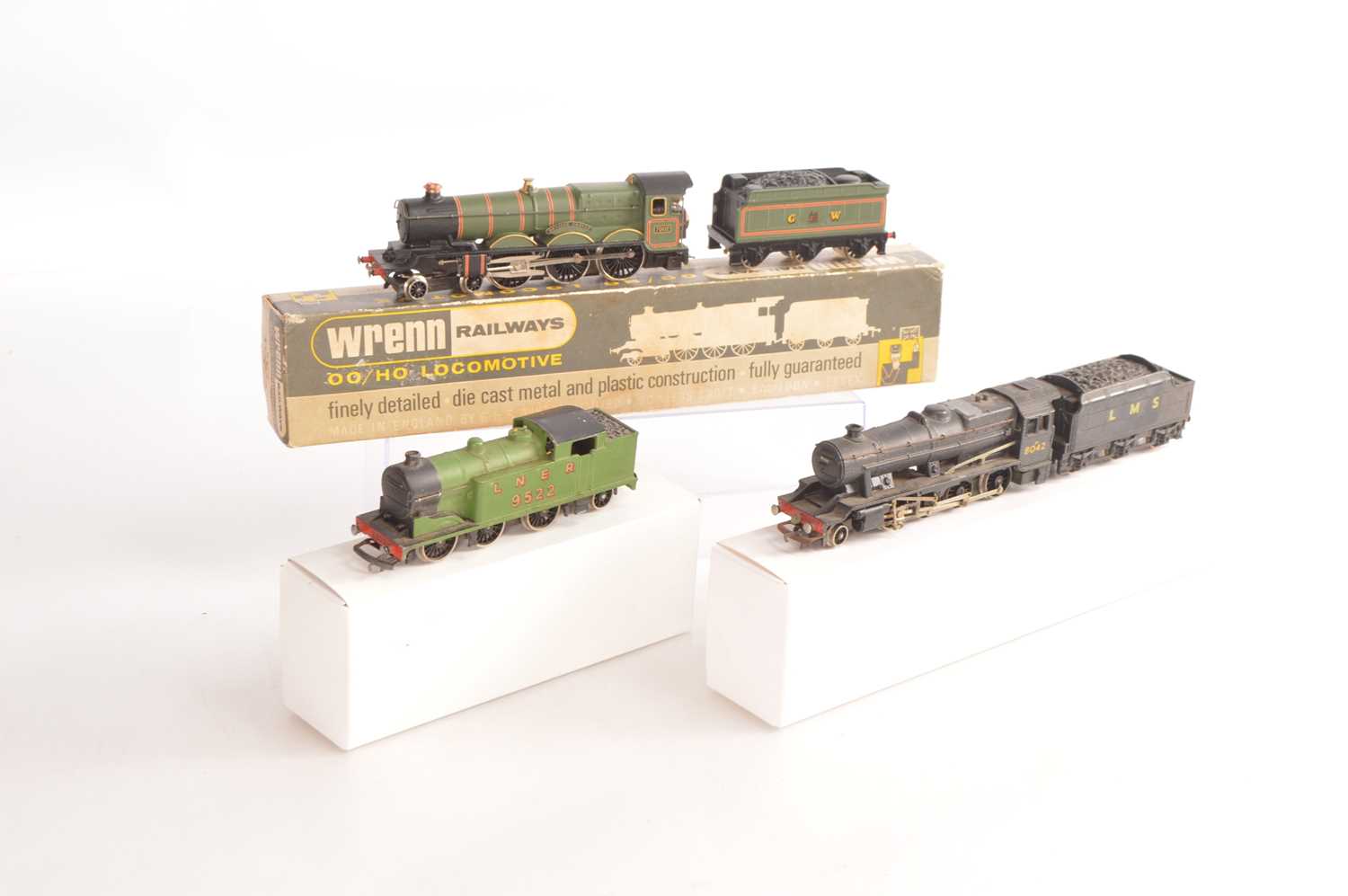 Lot 115 - Three Wrenn 00 Gauge boxed and unboxed Steam Locomotives