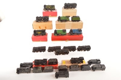 Lot 124 - Trix 00 Gauge 1950's AC and DC 0-4-0 Tank  metal and plastic and metal Tender Locomotives  spare metal Tank bodies and Tenders  some repaints (23)