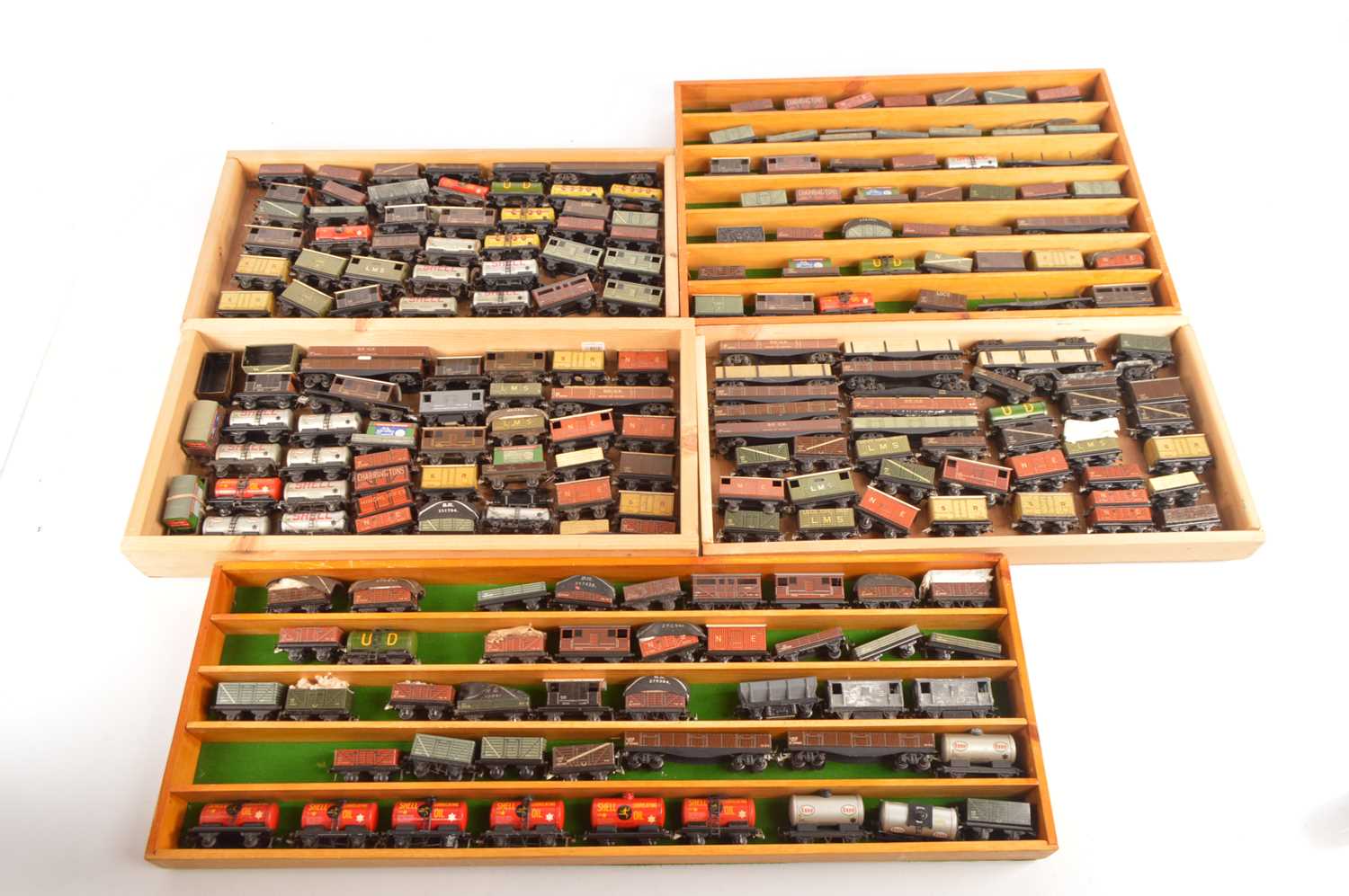 Lot 143 - Large collection of Trix 00 Gauge unboxed pre and post-war Goods wagons (210+)