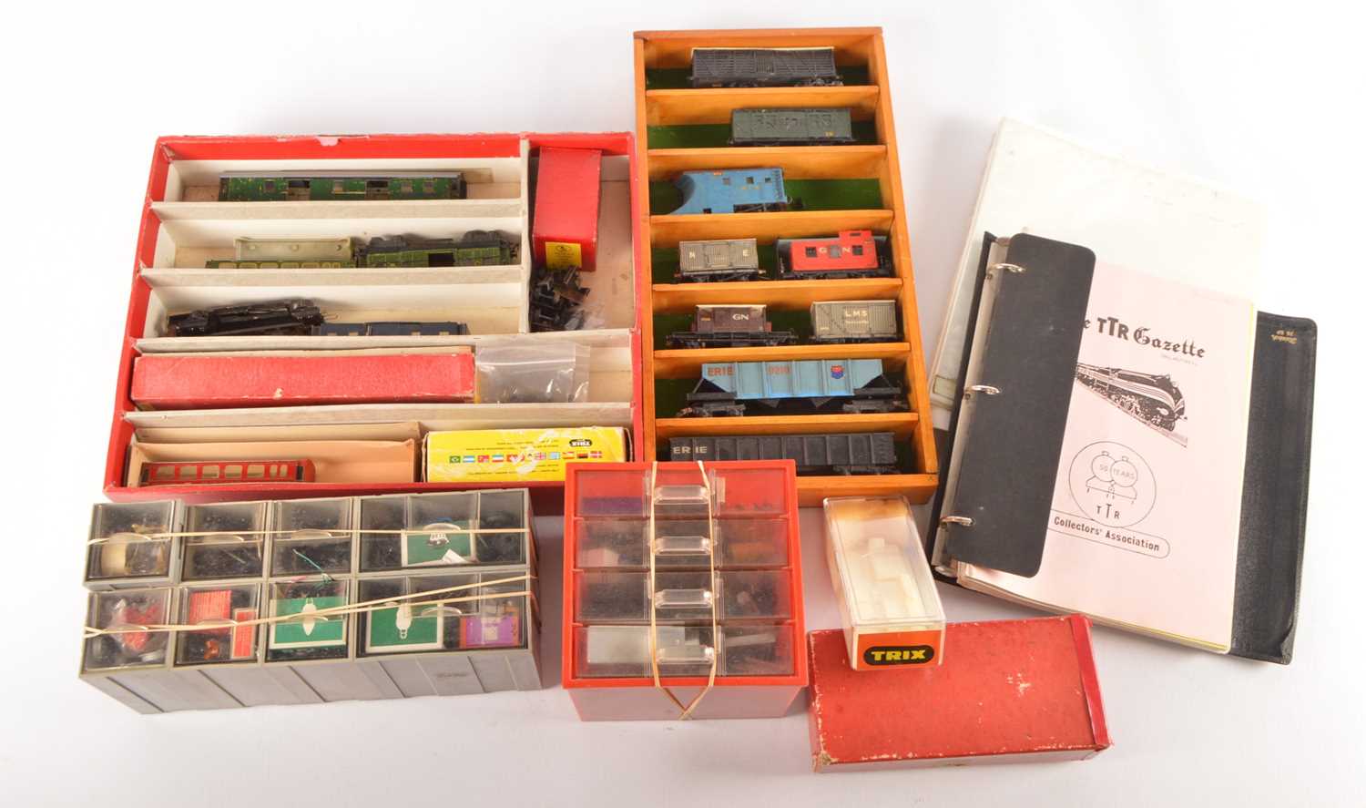 Lot 152 - Large quantity of Trix 00 Gauge Spares various boxes bodies and boxes with kit/sctatchbuilt wagons (qty)