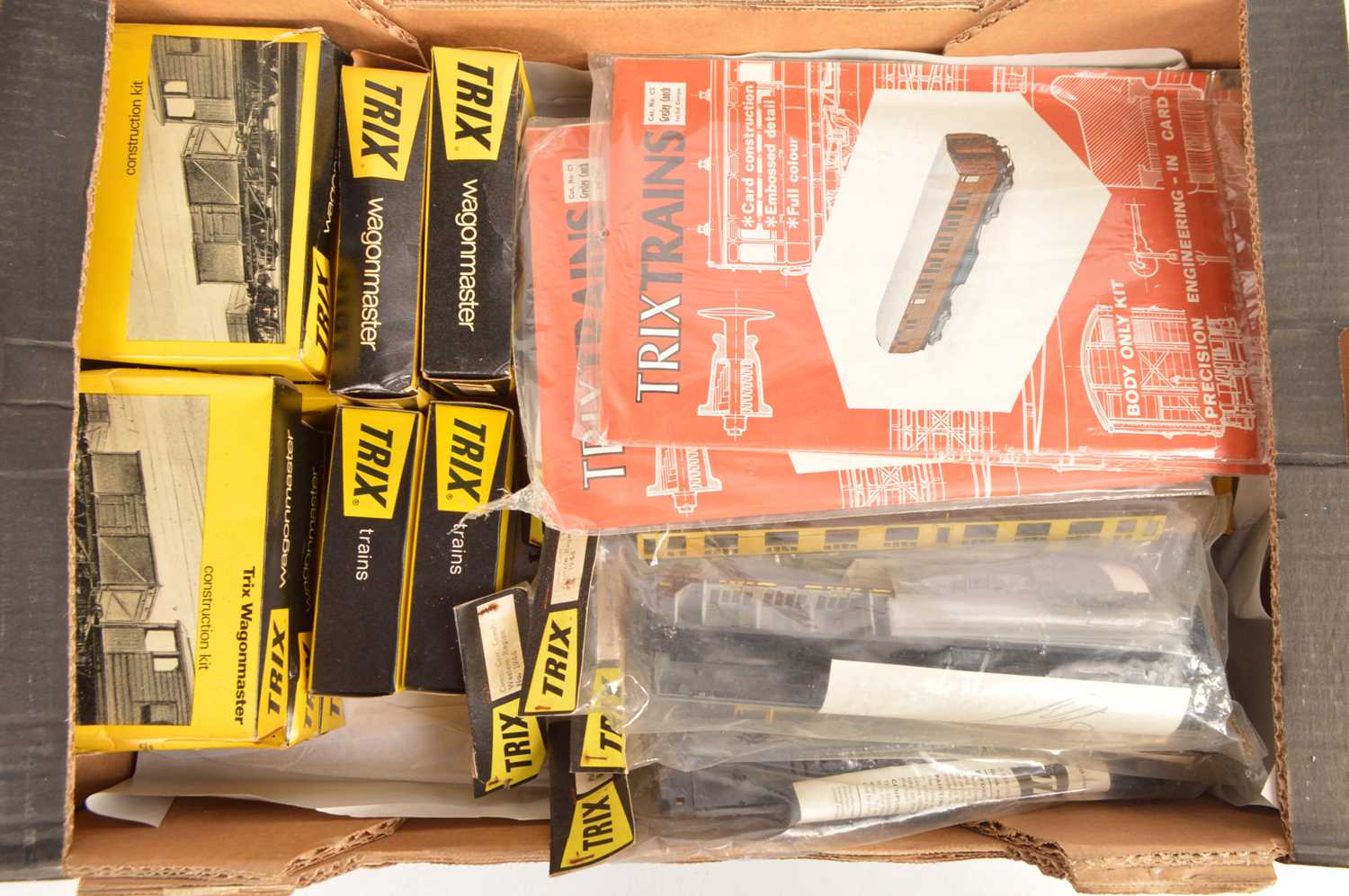 Lot 156 - British Trix 00 gauge Wagons Coaches and Kits (41)
