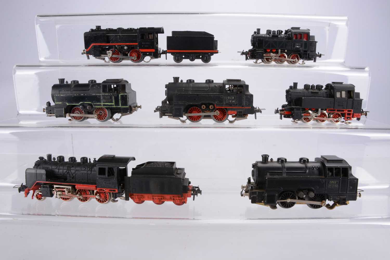 Lot 157 - Trix HO Gauge DB black Tank and small Tender Steam Locomotives (7)