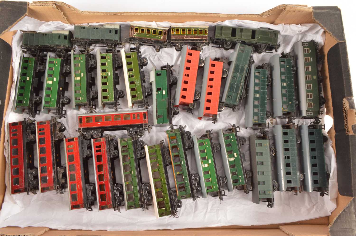 Lot 174 - Trix HO Gauge mostly DB green plastic and metal 4-wheel and short Bogie Coaches and Baggage Cars (30)