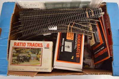 Lot 235 - Peco Gaugemaster and other 00 gauge track controller and accessories (qty in 1 box)