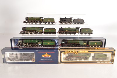 Lot 256 - Hornby Mainline Bachmann 00 gauge Steam Locomotives and tenders (8)
