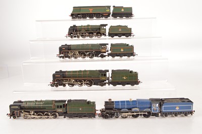 Lot 272 - Hornby Airfix 00 gauge Steam Locomotives and tenders (6)