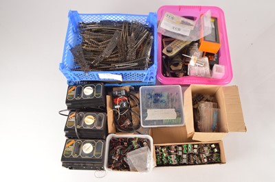 Lot 292 - Hornby Peco and other 00 gauge track controllers point motors and other hardware (qty in 1 box)
