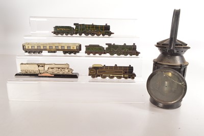 Lot 356 - Guards hand lamp with display solid Locomotive models (6)