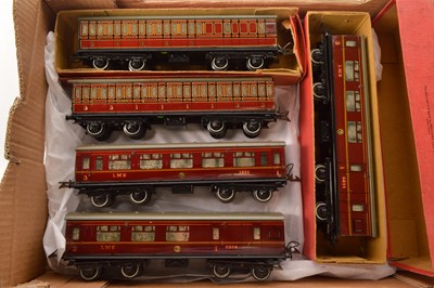 Lot 386 - Hornby 0 Gauge group of LMS Passenger and Corridor coaches (5)