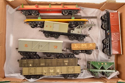 Lot 395 - Hornby 0 Gauge group of Goods rolling stock (9)
