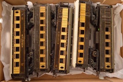 Lot 397 - Hornby 0 Gauge No.2 Special Pullman coaches (5)