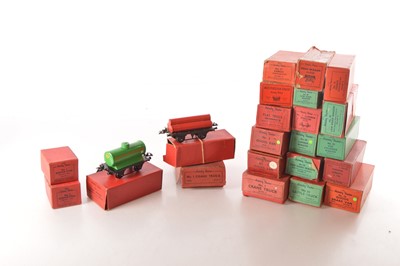 Lot 403 - Hornby 0 Gauge mixed group of Pre and post war rolling stock and accessories (22)