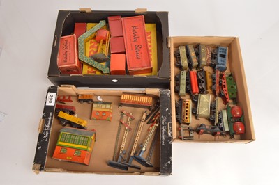 Lot 407 - Hornby 0 Gauge Locomotives Rolling stock and accessories (34)